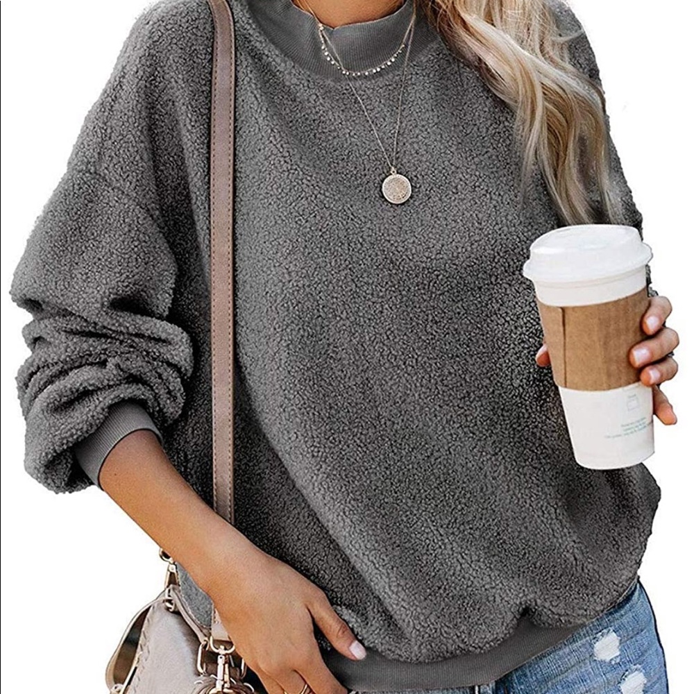 🤍🖤Grey oversized sweater🖤🤍